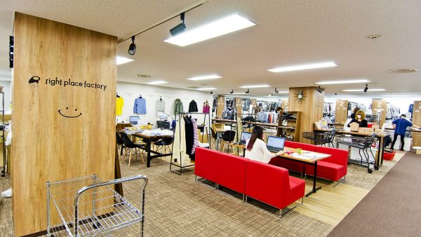 デザイン事例：　オシャレボ様　オフィスデザイン事例紹介｜　シームプランニング