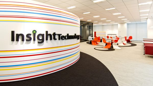 デザイン事例：　インサイトテクノロジー様　大阪ショールーム　　オフィスデザイン事例紹介｜　シームプランニング