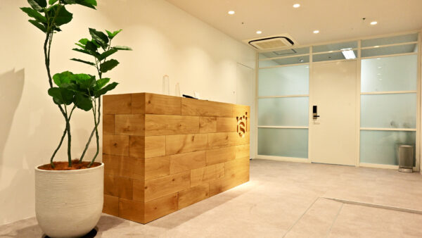 インタビュー事例：　株式会社リアルソフト　代表取締役　板崎裕様　インタビューご紹介　｜シームプランニング